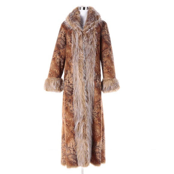 Newport News Jackets & Blazers - Vintage Newport News Paisley faux fur trenchcoat